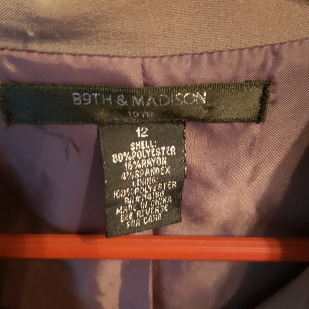 Blazer - Picture 3 of 3